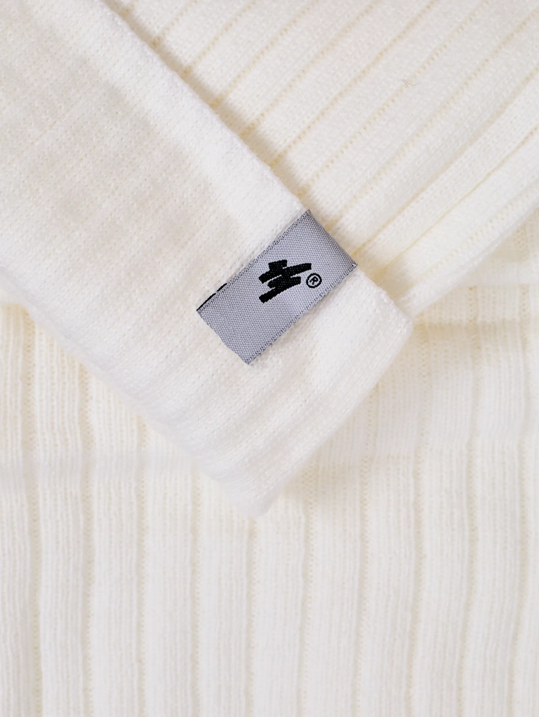 Зимен универсален комплект Royalfashion - шапка с гривна за врата