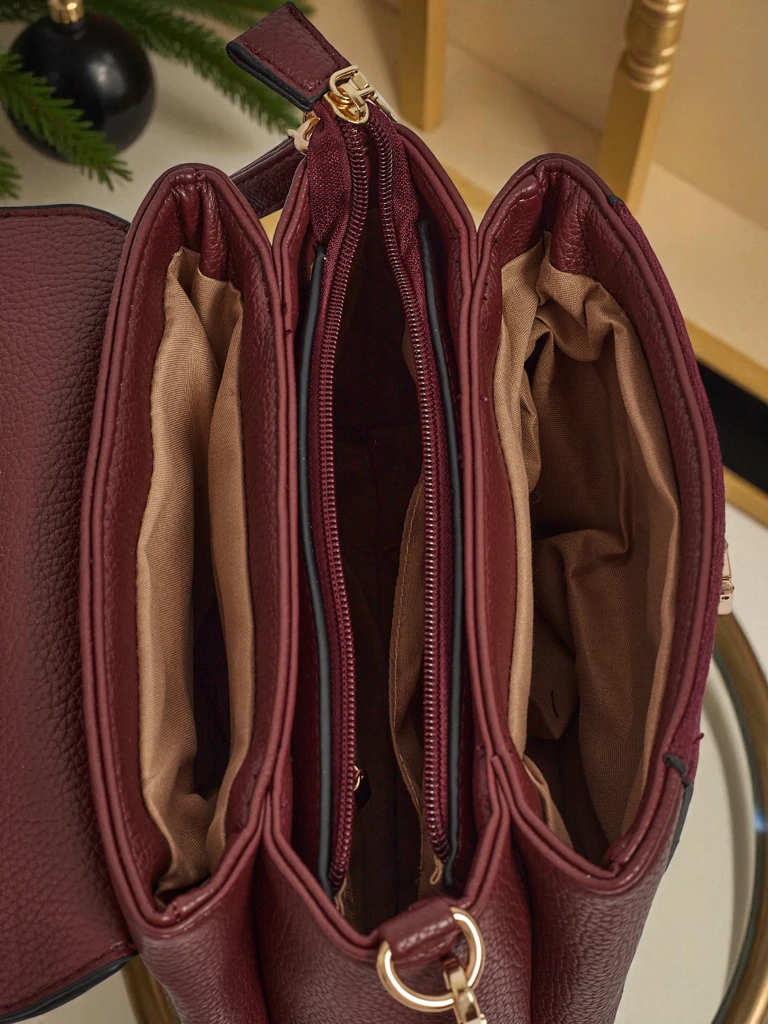 Малка дамска чанта от еко кожа Aurella