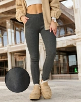 гълъбово сиво