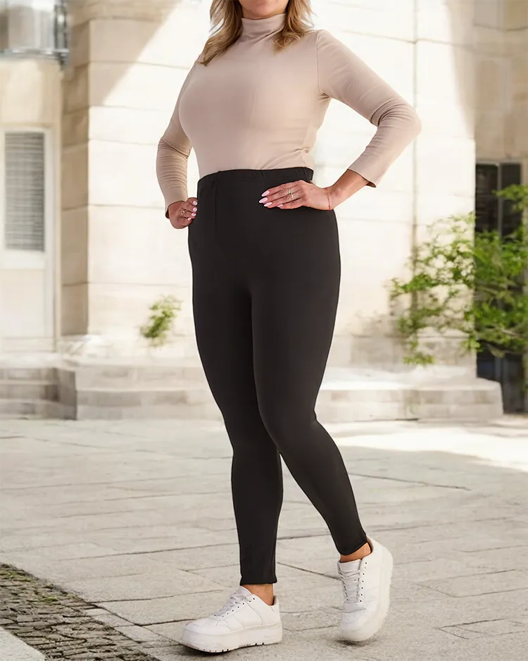 Черен класически дамски изолиран клин PLUS SIZE - Облекло