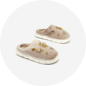 гълъбово сиво