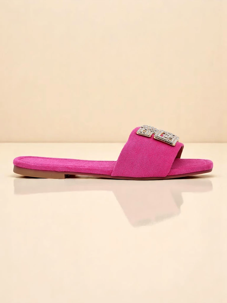 Royalfashion Женски чехли с плоска подметка Zamila