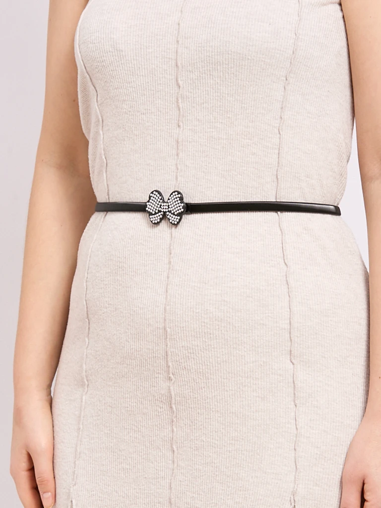 Черен дамски колан Melina с метална панделка в латино бляскав стил