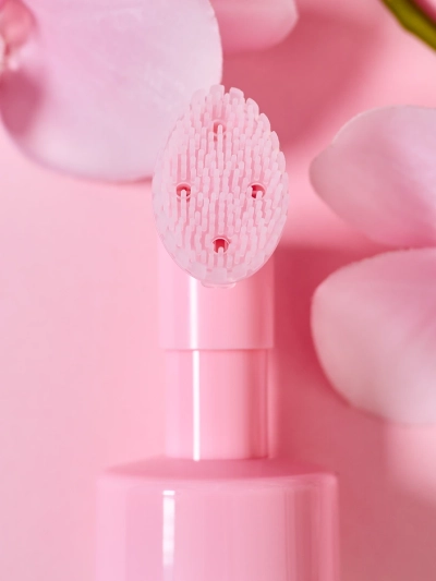 Luxelux Овлажняваща почистваща пяна за лице с праскова 150 мл