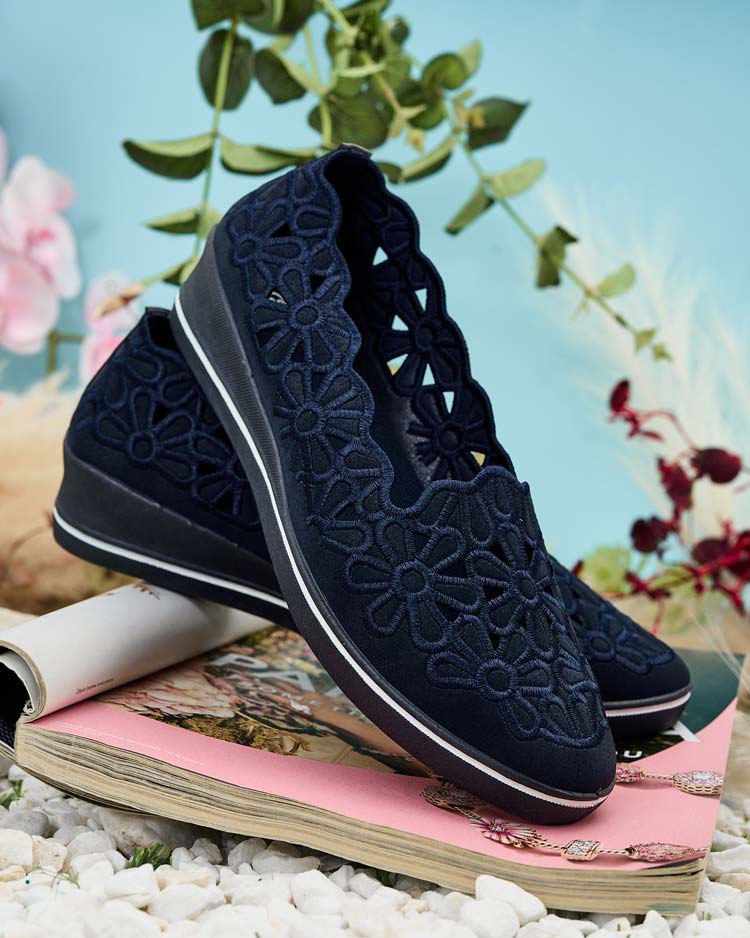 Royalfashion Дамски полуобувки на нисък ток Dellio