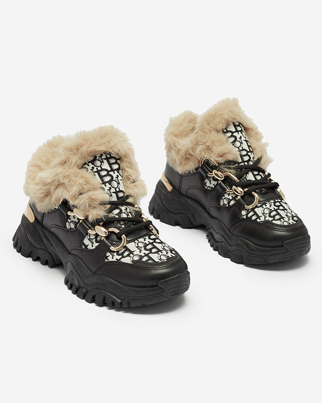 Дамски спортни обувки с кожа в черно Reyma- Footwear