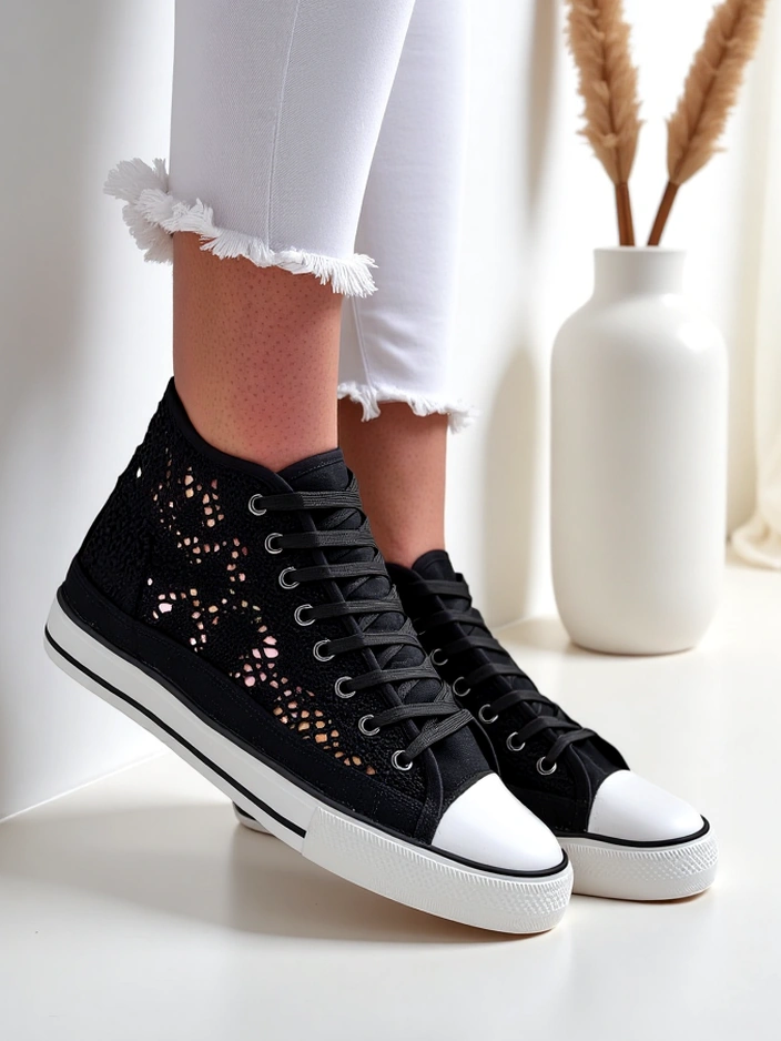 Royalfashion Женски перфориранки маратонки Limme