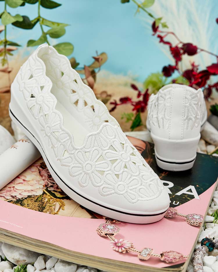 Royalfashion Дамски полуобувки на нисък ток Dellio