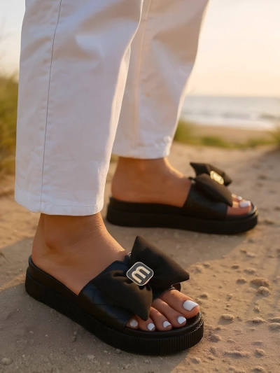 Royalfashion Дамски чехли на платформа с панделка Mivo Jump