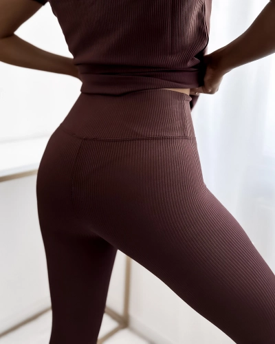 Royalfashion Тъмнокафяв дамски спортен комплект със сърчица