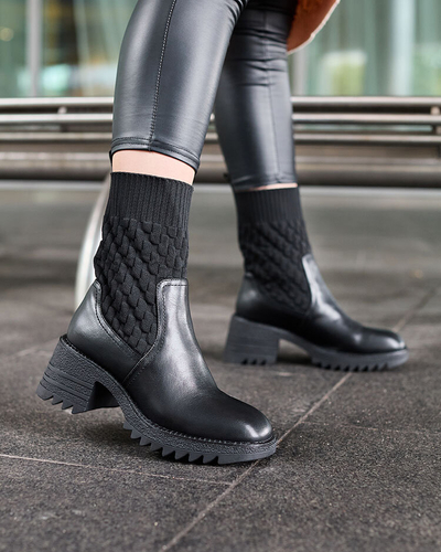 Royalfashion Черни дамски ботуши Acigog с плосък ток