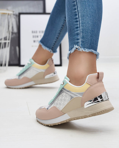 Дамски спортни обувки с дантела в бежово и розово Mnerio- Footwear