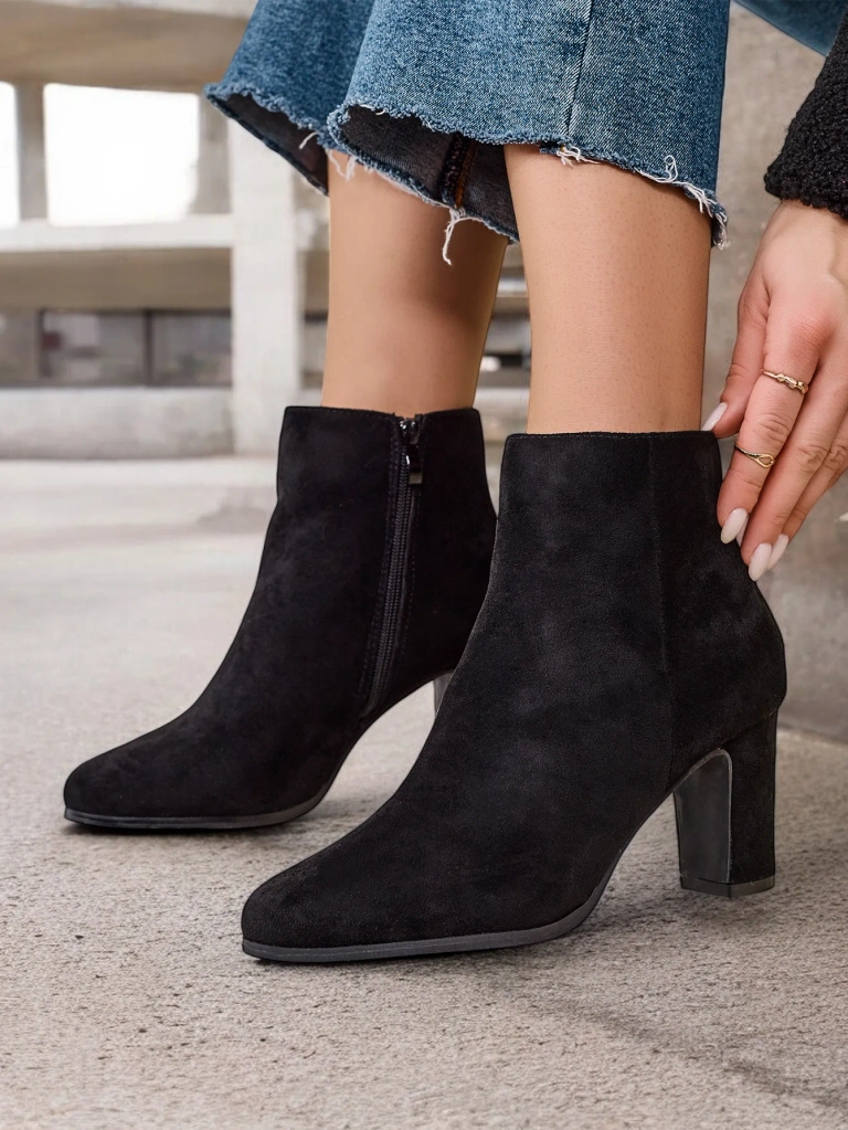 Резултати намерени за Royalfashion Дамски обувки на токче Wierod