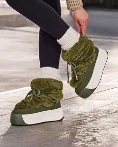 тъмнозелено