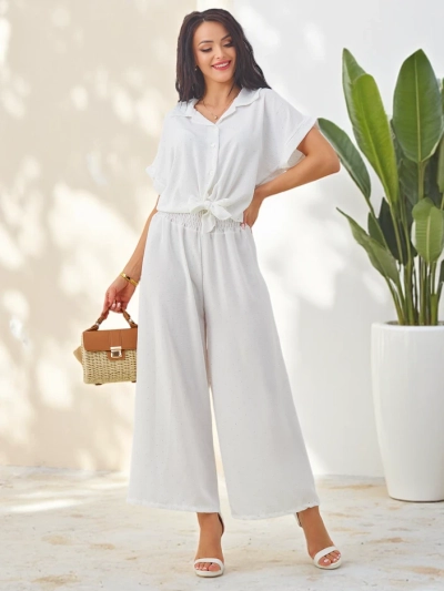 Royalfashion Женски комплект с вързан къс ръкав и разкроени панталони с камъчета