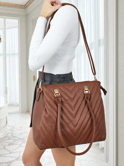 Дамска чанта shopper от еко кожа с щампа Corvella