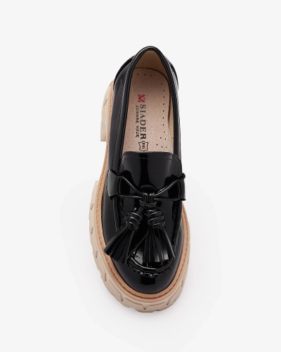 Черни лакирани дамски мокасини с пискюли Kaipo- Footwear