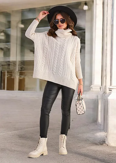 Royalfashion Дамски пуловер с волан