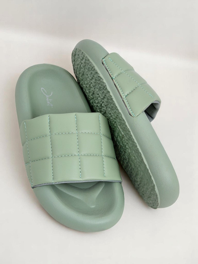 Royalfashion Дамски чехли на равна подметка Quilt Walk