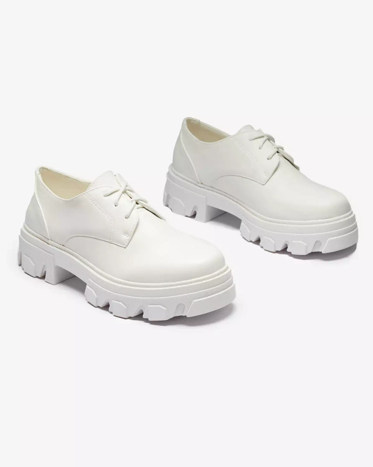 Бели дамски полуботуши Delgor- Обувки