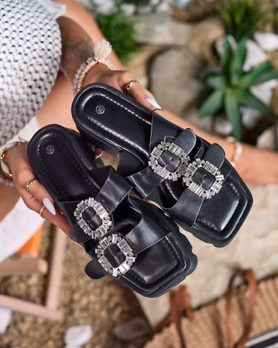 Royalfashion Черни дамски джапанки Tireta на ток