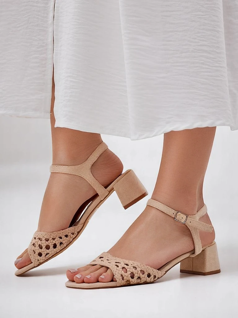 Royalfashion дамски сандали с отворена работа Azopi