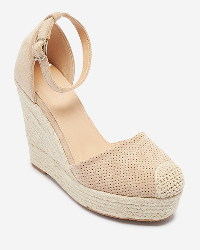 Royalfashion Бежови дамски сандали на платформа Meylasi