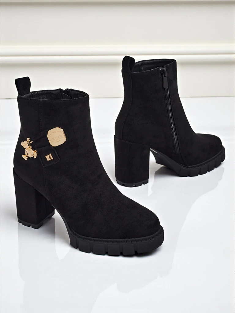 Дамски боти от еко велур на ток Bearr