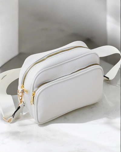 Royalfashion Малка дамска чанта, изработена от еко-кожа с релеф.