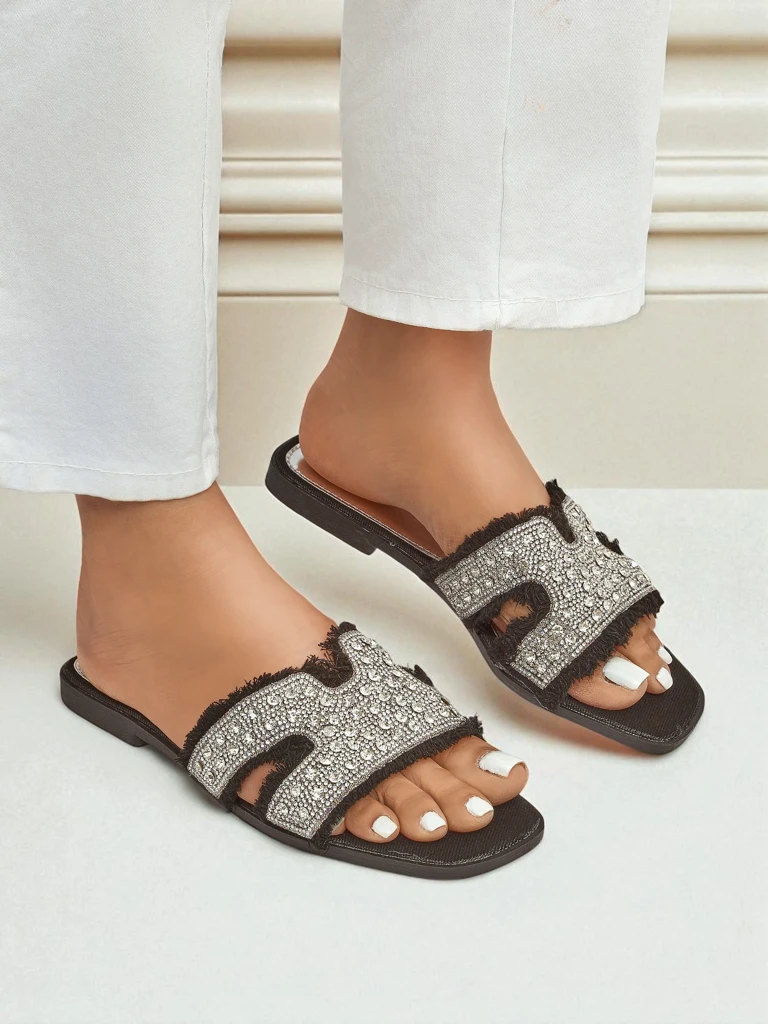 Royalfashion Дамски сандали с камъни CrystalEase