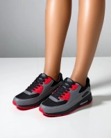 Многоцветен