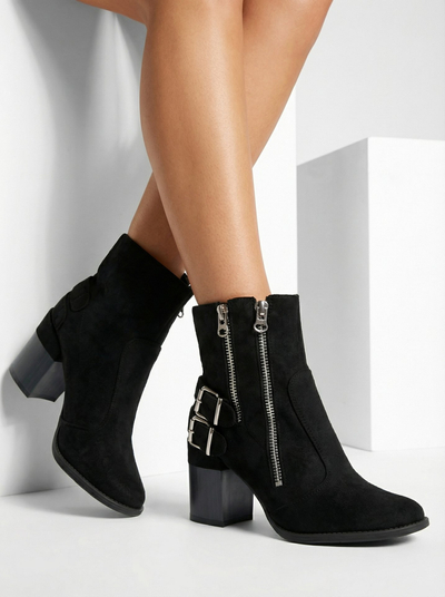 Royalfashion Дамски черни ботуши с украса Feirrgo