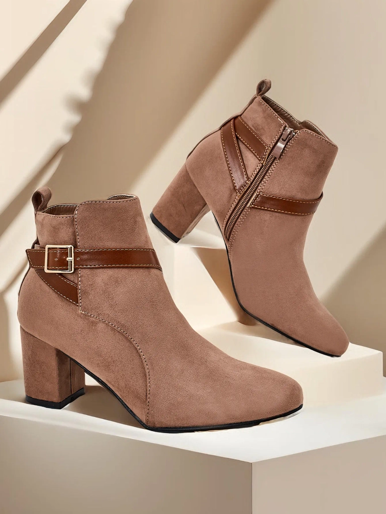 Дамски големи глезенови боти с плътен ток на Royalfashion Eloron