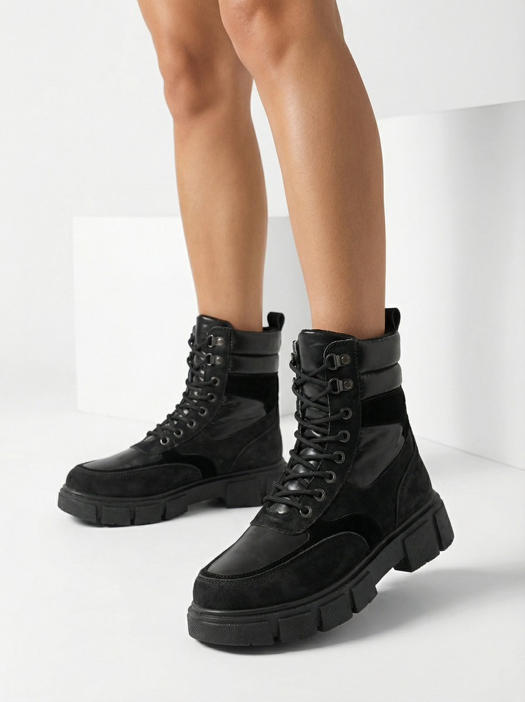 Черни дамски изолирани ботуши Kasemi- Footwear