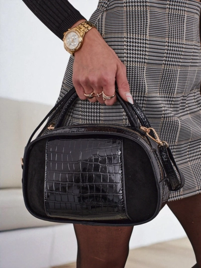 Малка дамска чанта от еко лакирана кожа Lunar Space