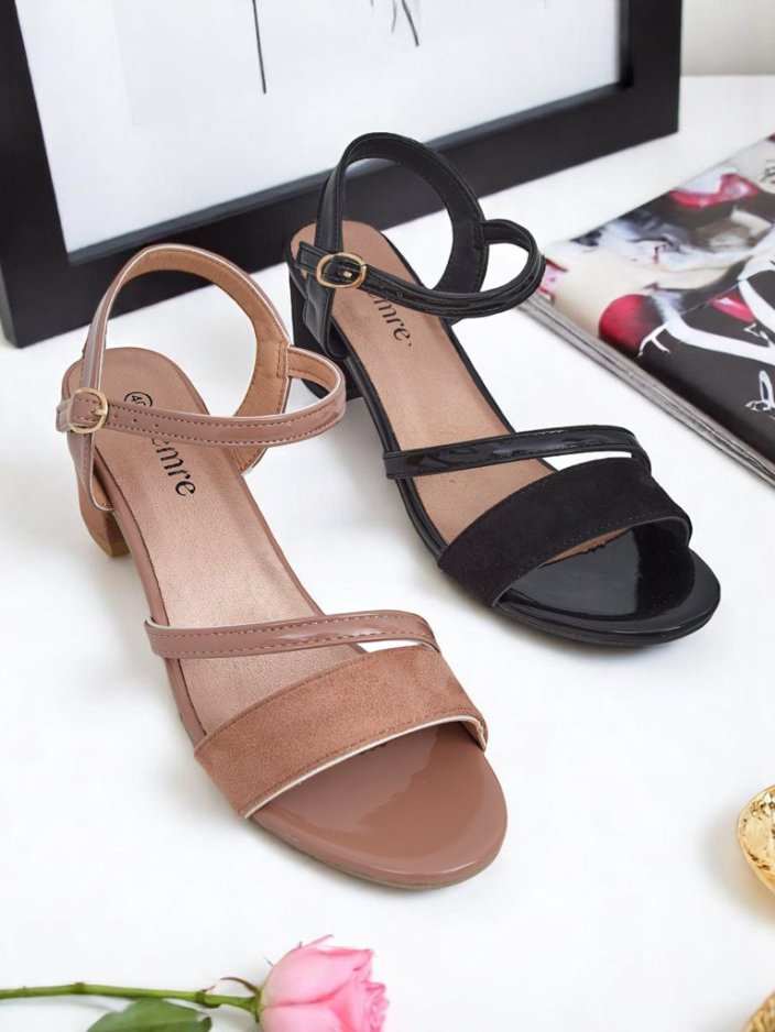 Royalfashion Лакирани дамски сандали на нисък ток Grace Gloss