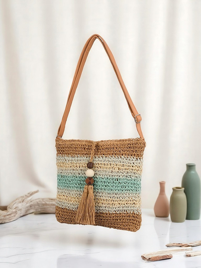 Royalfashion Малка сламена дамска чанта с райета, декоративен висулка Мини