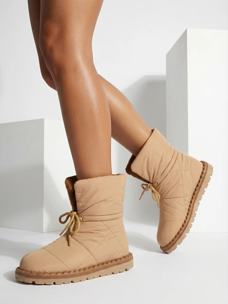 Royalfashion Дамски ботуши за сняг в кафяво Nevonsis