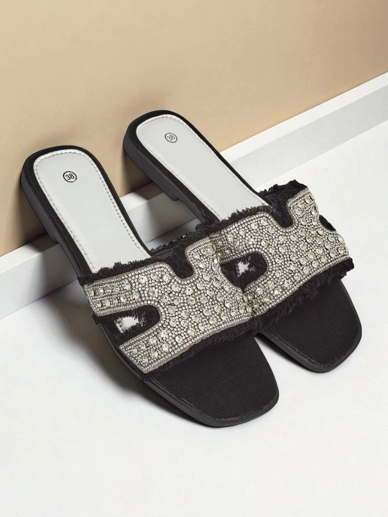 Royalfashion Дамски сандали с камъни CrystalEase