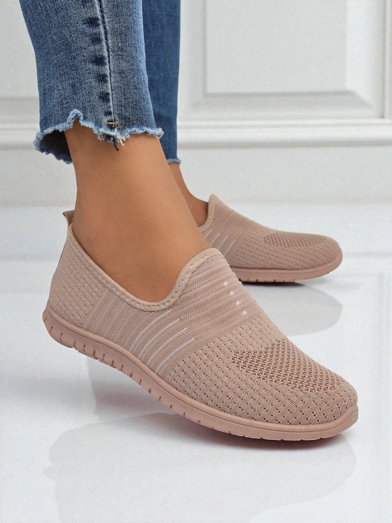 Дамски обувки Aelia розови от плат, удобни мокасини на равна подметка