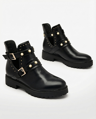 Royalfashion Черни дамски ботуши с украса и плосък ток Pearl Elegance