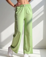 тъмнозелено