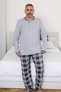 гълъбово сиво