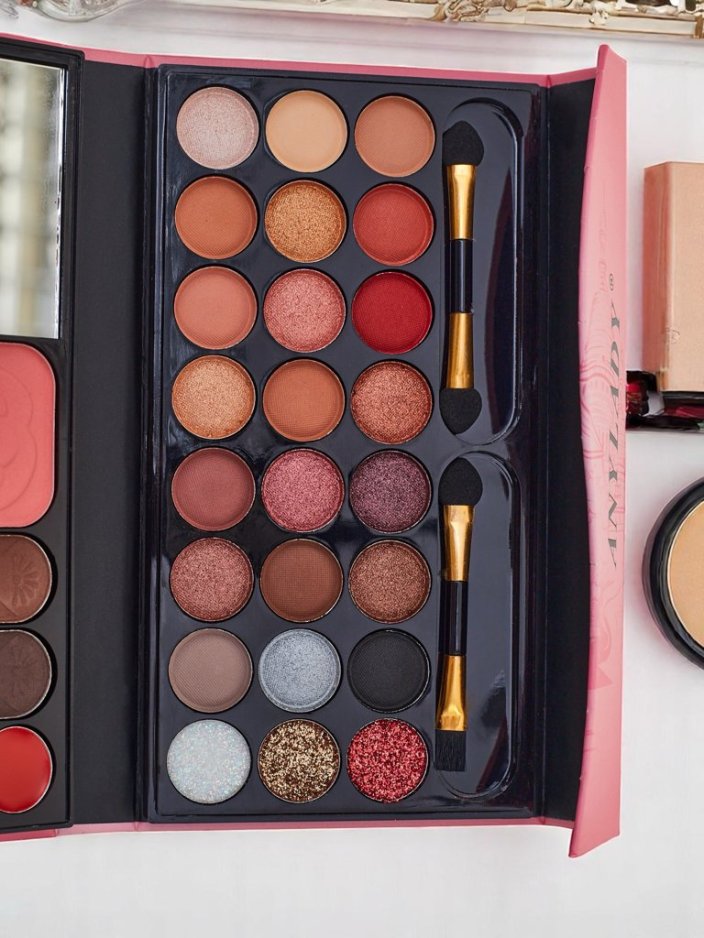 ANYLADY Компактна палитра за грим – сенки за очи, контур, устни 33 цвята