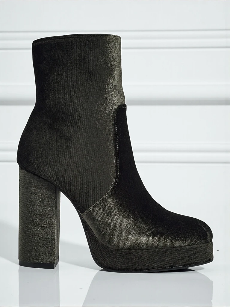 Дамски боти на ток, имитация на велур, Miss