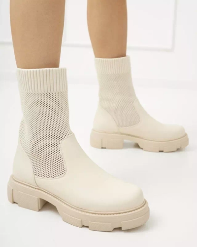 OUTLET Ażurowe beżowe damskie botki na płaskim obcasie Roibu - Obuwie