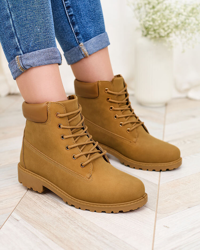 Royalfashion Кафяви дамски трапери Karveliea