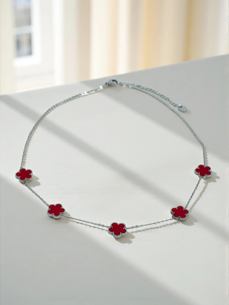 Колие Aurelia Clavis с перламутър в златна рамка