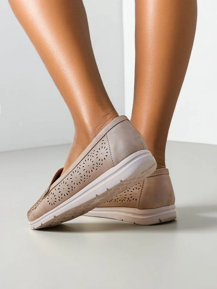 Кафяви мокасини с отворен дизайн Royalfashion Besset