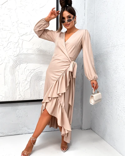 Дамска миди рокля с волани